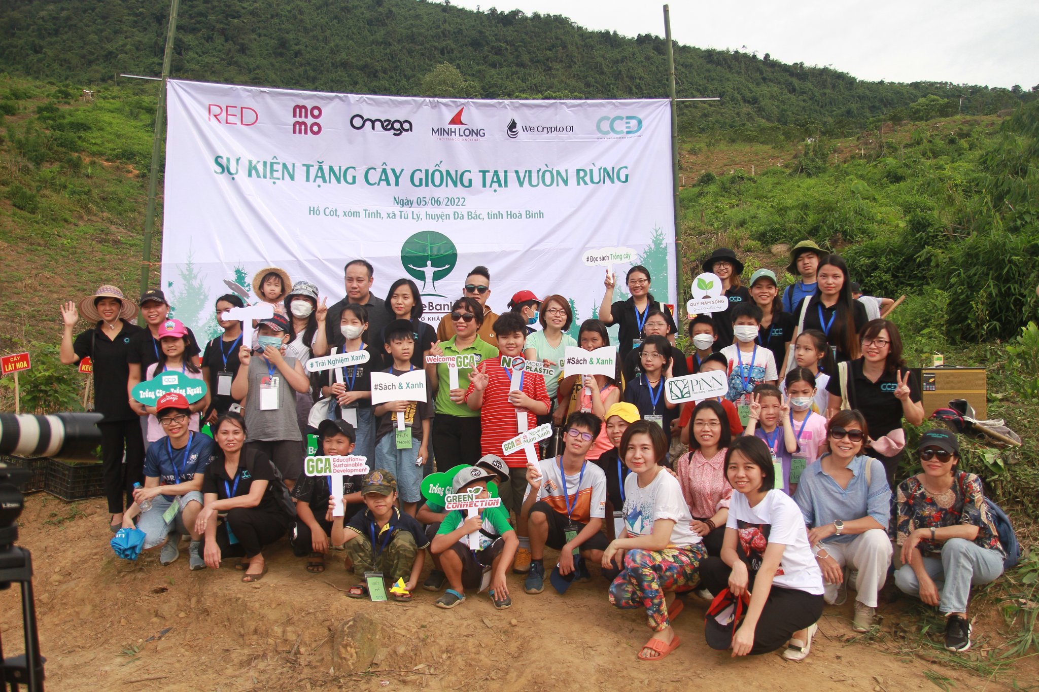 Chương trình trồng cây - trồng người: trải nghiệm xanh Hòa Bình